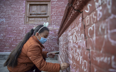 Szkoły w Nepalu chcą zostać otwarte. "Na wsi niewiele nauki przez dwa lata"
