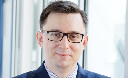 Adam Dobek,  Dział Rozwoju Produktów firmy App Trend,   Consolia DMS Disclosure Management System,  