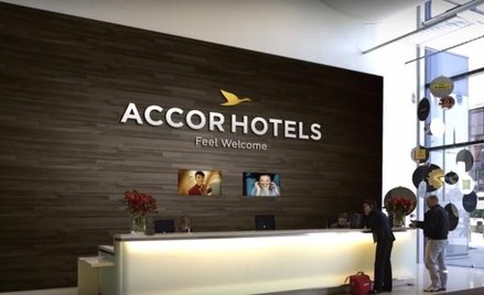 AccorHotels sprzedaje i noclegi, i przeloty