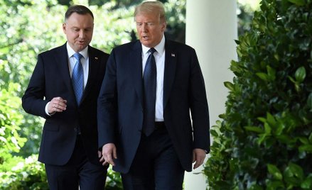 Tuż przed wyborami Andrzej Duda poleciał szukać poparcia u Donalda Trumpa. Ale amerykańskie media ni