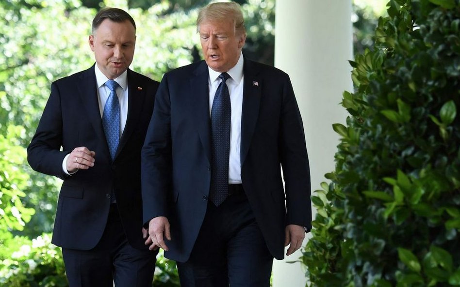 Tuż przed wyborami Andrzej Duda poleciał szukać poparcia u Donalda Trumpa. Ale amerykańskie media ni