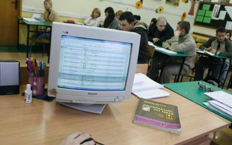 Samorząd, a nie rodzic zapłaci za elektroniczny dziennik