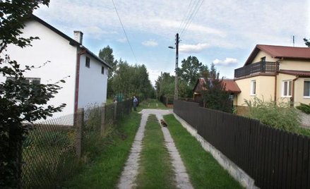 Dom jednorodzinny stanie bliżej innej nieruchomości