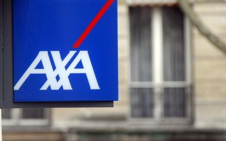 Axa przenosi część załogi do Irlandii