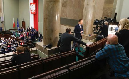 Sejm bez mediów, ale też bez płotu
