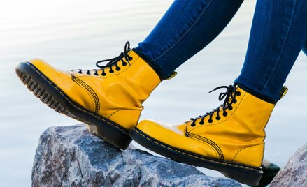 Buty działającej od ponad siedmiu dekad marki Dr. Martens mają status kultowych.