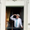 John Kerry na balkonie hotelu w Lozannie – miejscu rozmów