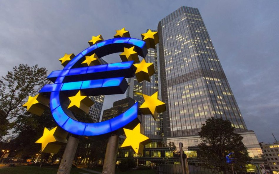 Europejski Bank Centralny może być zmuszony ?do kupowania obligacji rządowych.