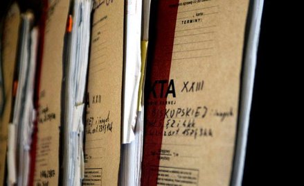 Prawnika aresztowano 28 listopada 2008 r. pod zarzutem oszustw podatkowych w ramach śledztwa przeciw