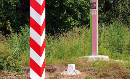 Rosną kolejki ciężarówek na przejściach z Białorusią