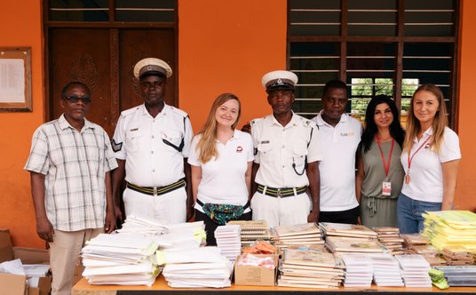 Dar przekazały w imieniu polskiej firmy jej rezydentki