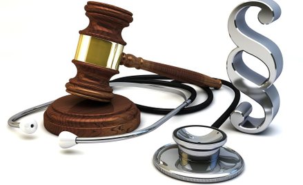 RPO o konieczności zwrotu kosztów obrońcy lekarzowi uniewinnionemu po ”dyscyplinarce”