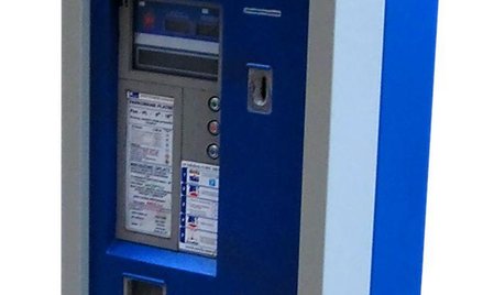 Rząd zdecydował, że nie będzie gwarantowanych maksymalnych stawek za parkowanie, znikną też z dzisie