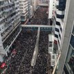 Słynne zdjęcie z protestów w Hongkongu to fotomontaż