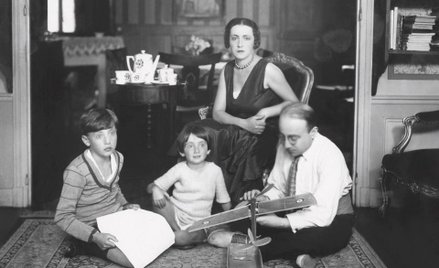 Kadry z wystawy „Świat utracony. Żydzi polscy. Fotografie z lat 1918-1939”