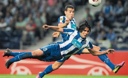 Kolumbijczyk Falcao (na pierwszym planie)