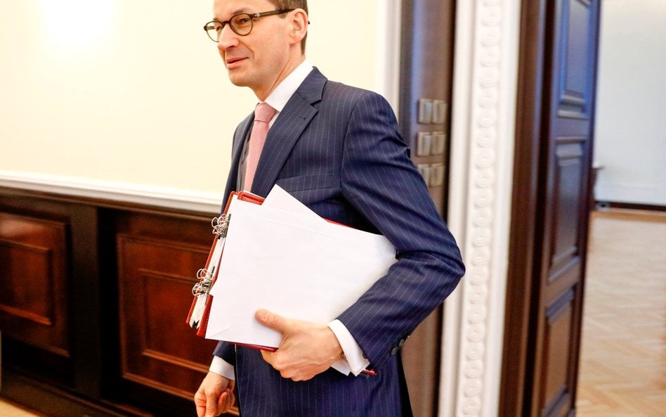 Premier włącza się do batalii o 5G