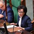 Nowa marszałek Sejmu Elżbieta Witek ogłosiła, że rezygnuje z samolotowych podróży do domu