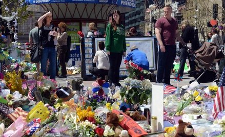 Miejsce pamięci dla ofiar maratonu bostońskiego.