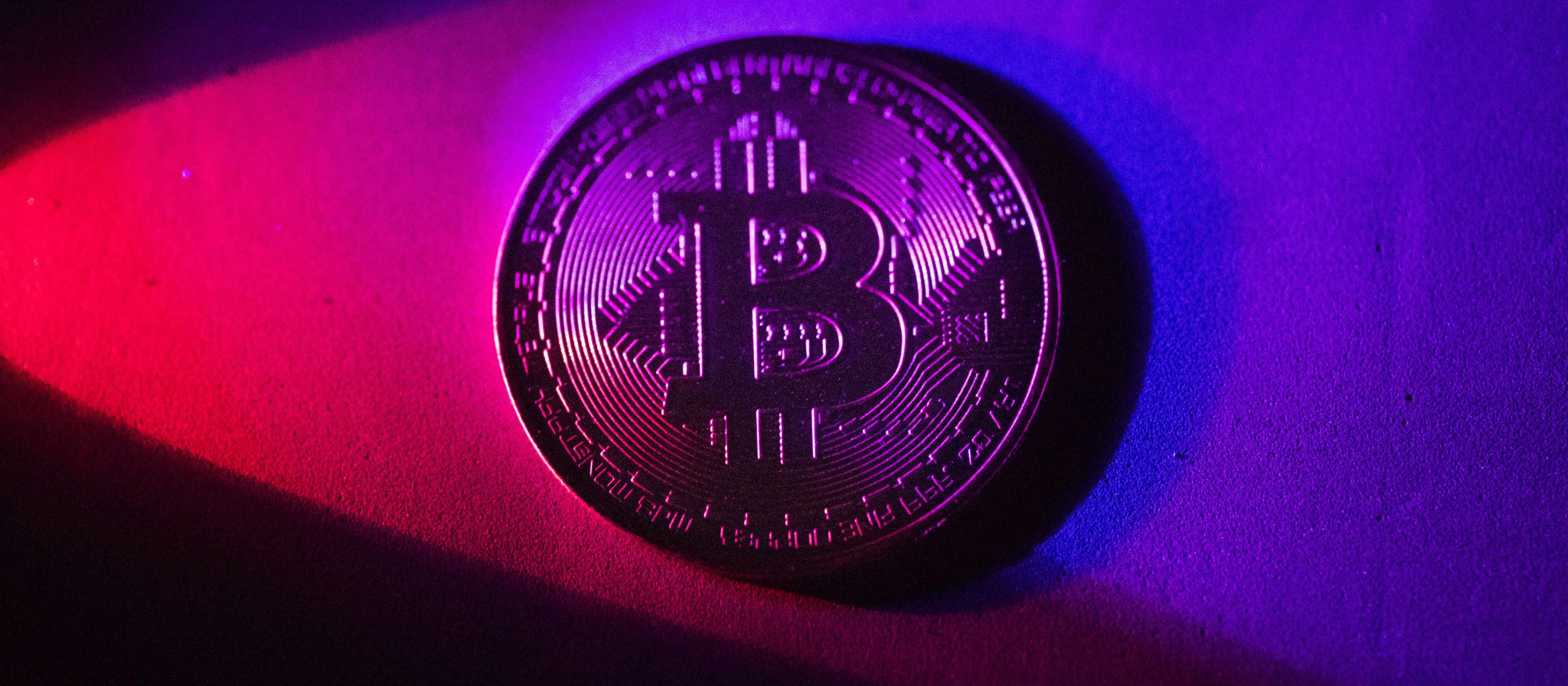 Wyprzedaż bitcoina jest oznaką szerszego niepokoju na rynkach globalnych