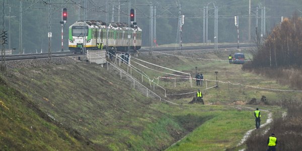 Dywersja na kolei. Prokuratura Krajowa wydała listy gończe