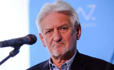 Doradca premiera ds. COVID: Umiera tylko dwa razy więcej ludzi niż normalnie