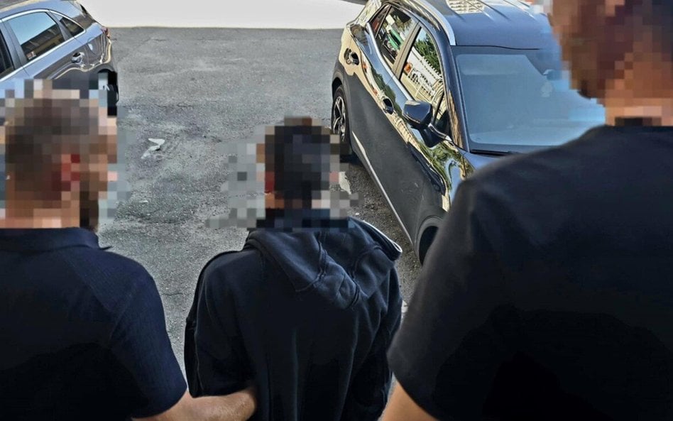 Nieletni złodzieje pobici i okradzeni. Poszło o sztabkę złota i 11 tys. zł
