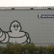 Michelin, Total i Adidas "prały pieniądze"?