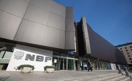 Obniżka stóp może zachwiać gospodarką