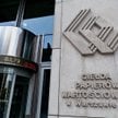 Covid znów trzęsie giełdami