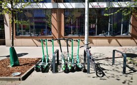 Władze warszawskich dzielnic wyraziły opinie na temat zaostrzenia przepisów dla użytkowników e-hulaj