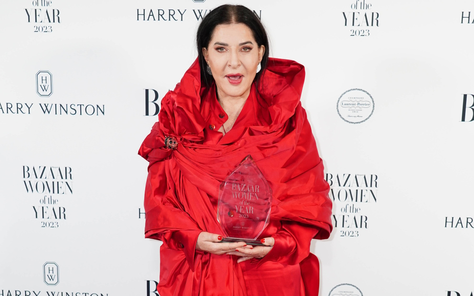 Spektakularna kreacja, w której Marina Abramović zaprezentowała się na scenie festiwalu muzycznego w