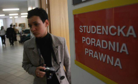 Bezpłatna pomoc prawna: studenci prawa nie tylko rozwiążą problem, ale i opracują pismo
