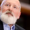 Timmermans nie wyklucza konfiskaty szczepionek
