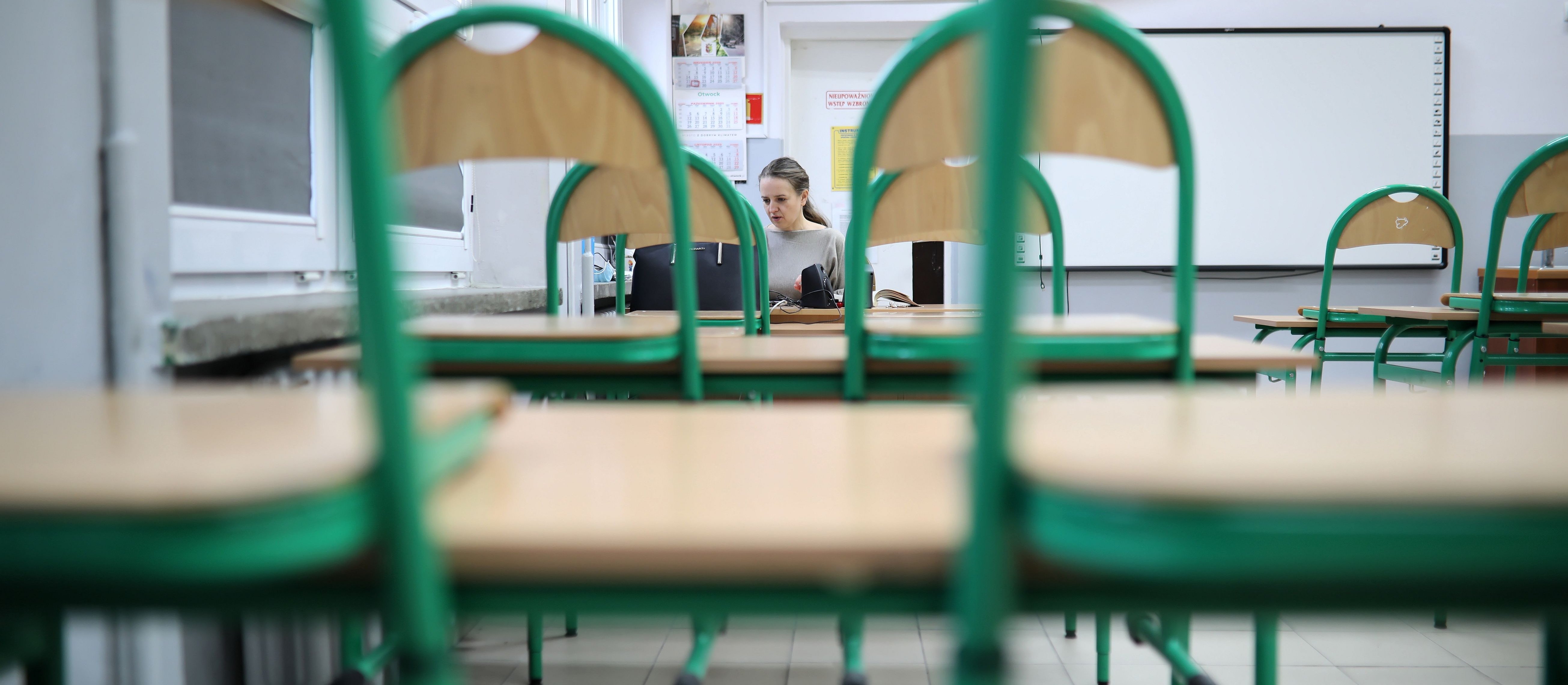 MEN zrezygnowało z przepisów ograniczających wagarowanie