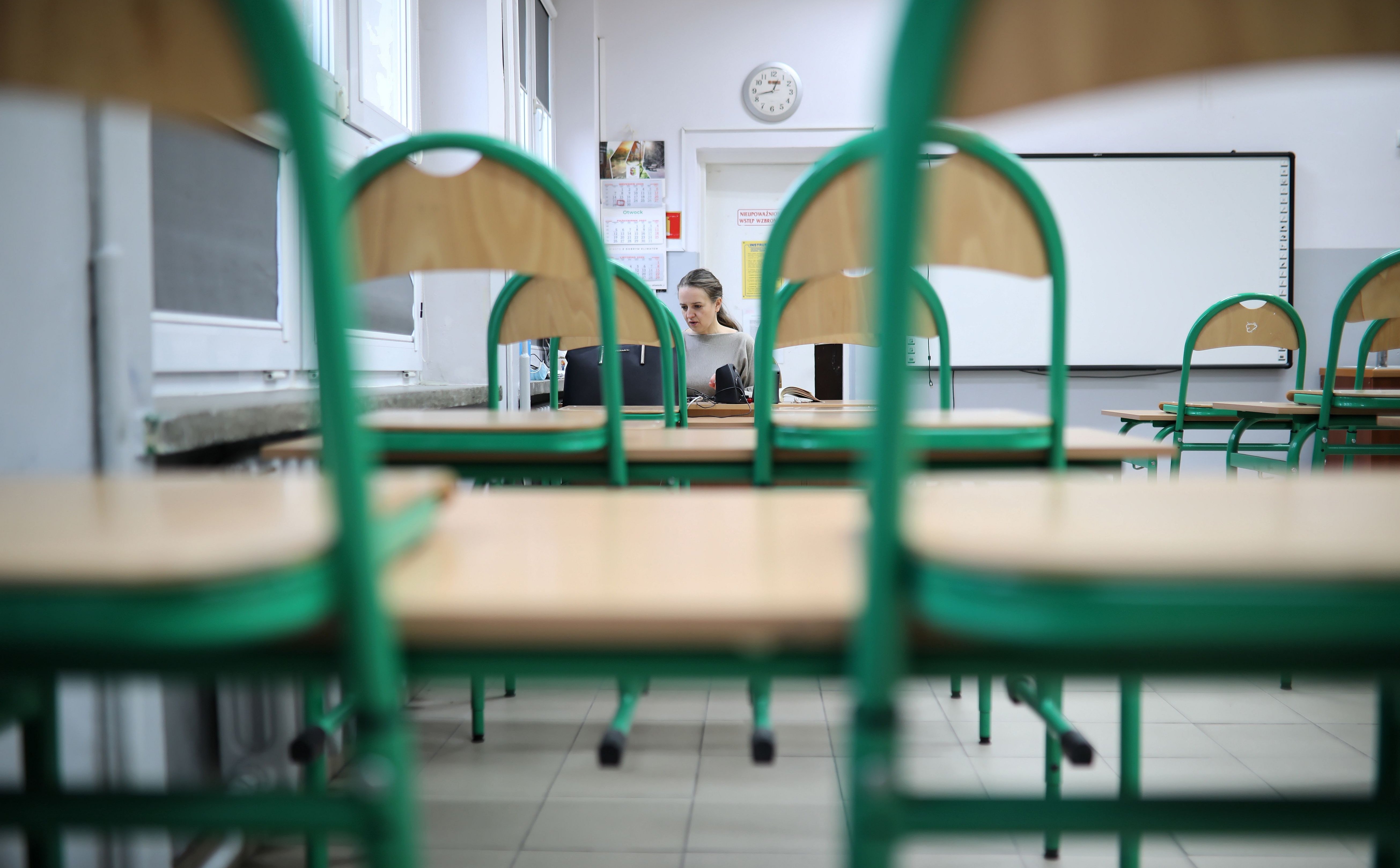 Nowy rok szkolny, kolejny rok problemów. Co się zmienia dla nauczycieli i uczniów?