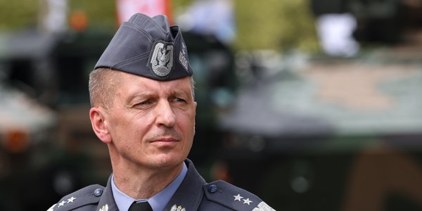 Zmiana na szczycie wojska. Karol Nawrocki mianował nowego dowódcę