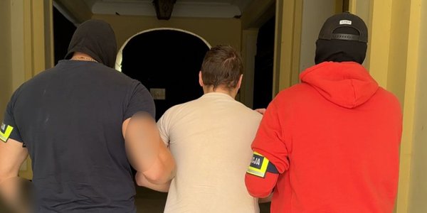 Sondaż: Polacy ocenili jak o polskim państwie świadczy seria fałszywych alarmów