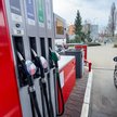 Nowe przepisy obniżają VAT i akcyzę na paliwa oraz wprowadzają maksymalne ceny detaliczne