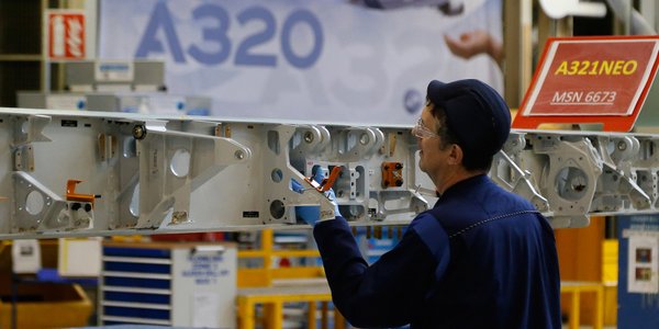 Czarna seria Airbusa. Nowe problemy z najpopularniejszym modelem samolotu