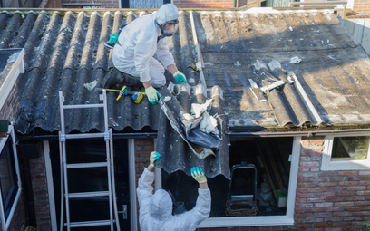 Zgodnie z prawem azbest ma zniknąć z polskich dachów do 2032 roku