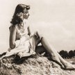 Halina Poświatowska (1935–1967) z powodu ciężkiej wady serca żyła głównie w szpitalach i sanatoriach