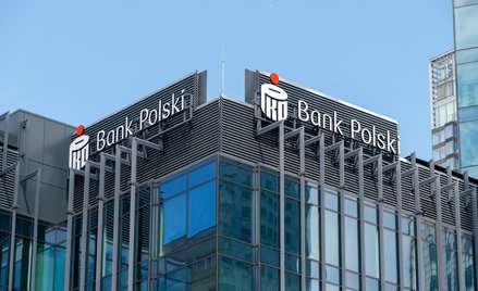 PKO BP czy Orlen? Która spółka jest warta więcej?
