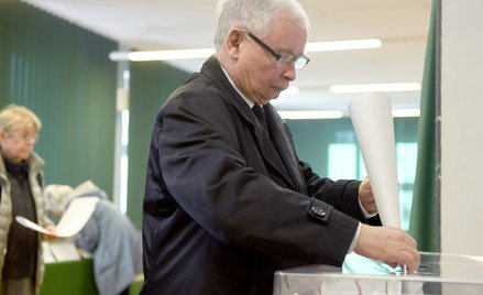 "Fakt": Narada przy Nowogrodzkiej. "Szukanie winnych"