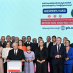 Prezes PiS Jarosław Kaczyński (L-front) oraz politycy partii podczas konferencji w Warszawie