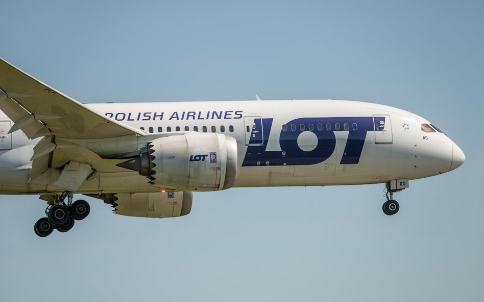 LOT wszystkie podróże międzykontynentalne realizuje samolotami Boeing 787 Dreamliner.