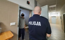 Zatrzymany za podawanie się za policjanta i próę wyłudzenia znaczącej ilości pieniędzy.