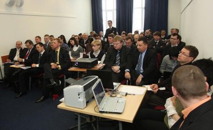 Wniesienie udziałów do spółki skutkuje powstaniem przychodu