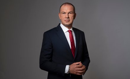 198 mld to plan finansowy, który obejmuje fundusz zapasowy i nasze niezaangażowane środki. Po dolicz