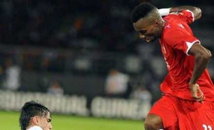 Gaz łzawiący i gol za milion dolarów